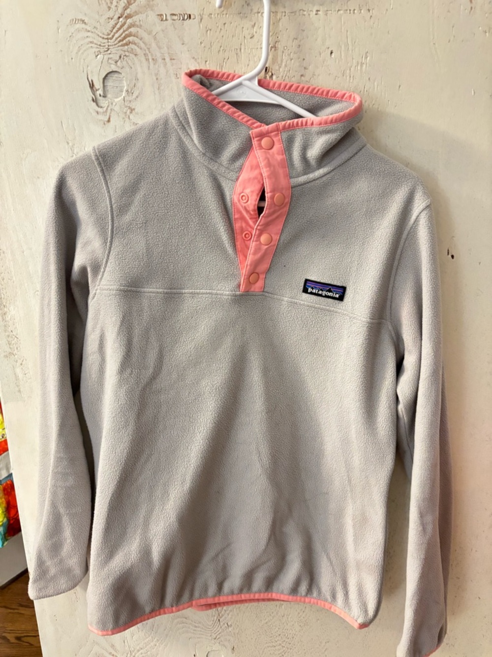 Patagonia Light Gray Fleece Pullover with Pink Trim